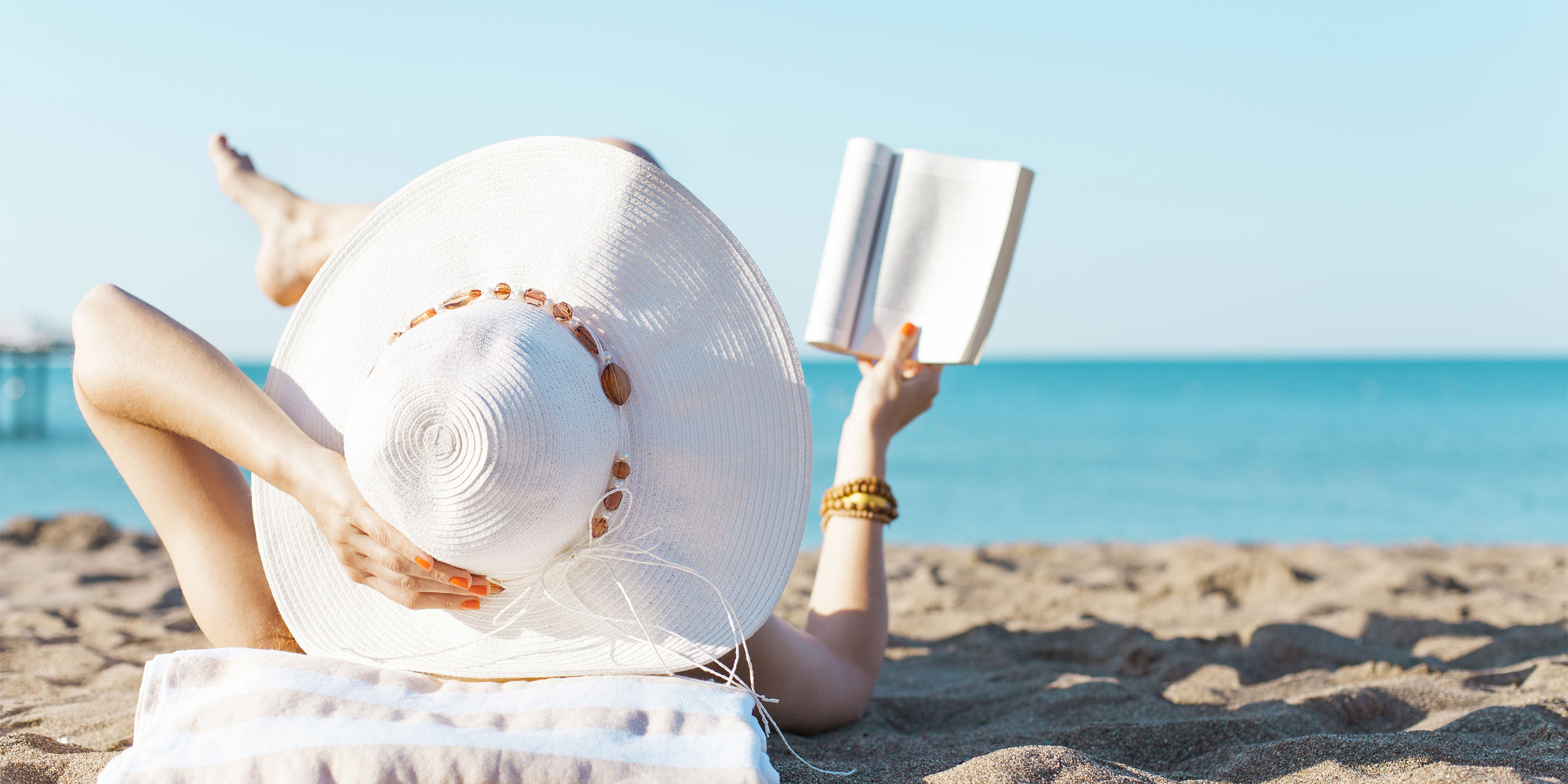 Summer Reads to Wow Your Date and Banish Boredom