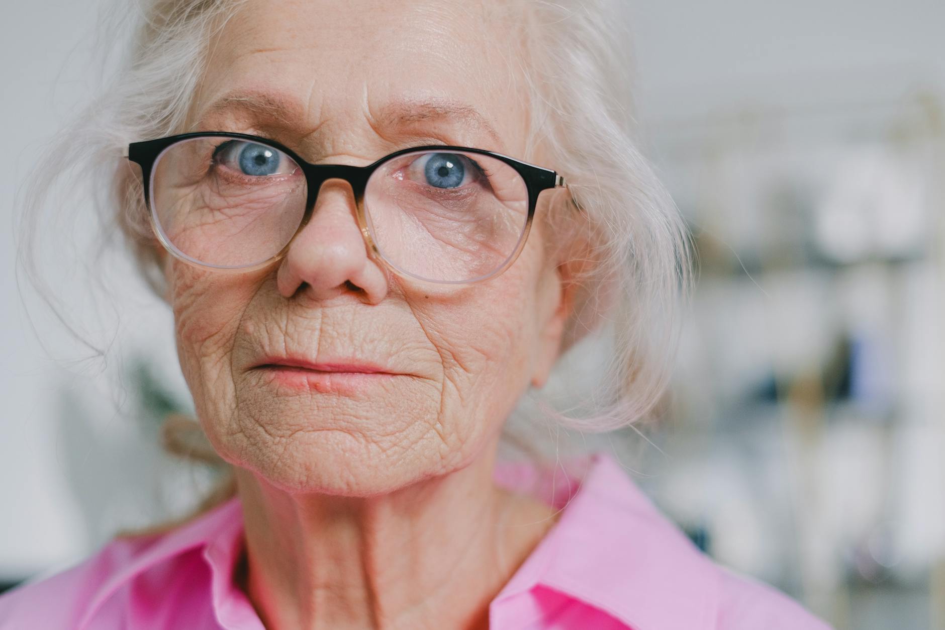 5 Signs You’re Missing Biological Aging Clues (And How to Spot Them)