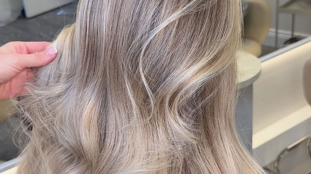 Champagne Blonde Hair: Why It’s Spring’s Most Luxurious Trend