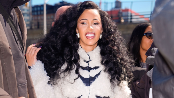 Cardi B’s Pumps-and-Leggings Look Is Back—Here’s Why It Works